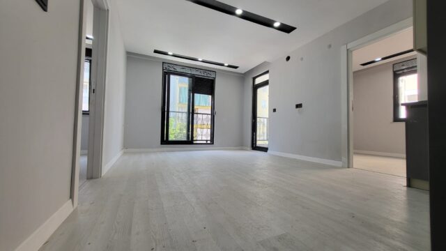 OFM HASTANESİNE YAKIN SIFIR KATTA 85 M2